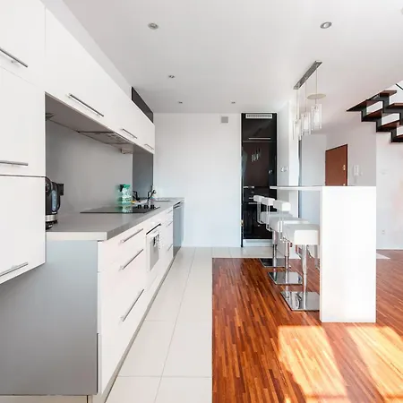 Targowek Two-level By Bookinghost 华沙